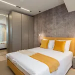 Apartment Luxurious Apartment In Betina With Wifi