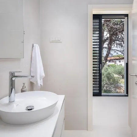 Luxurious In With Wifi Апартаменты *