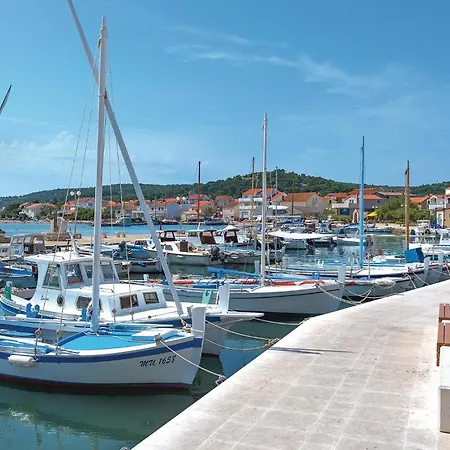 1 Bedroom Amazing In Betina (Sibenik-Knin)