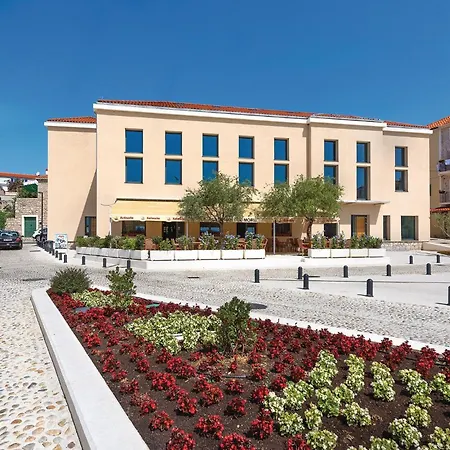 Apartament 1 Bedroom Amazing In *