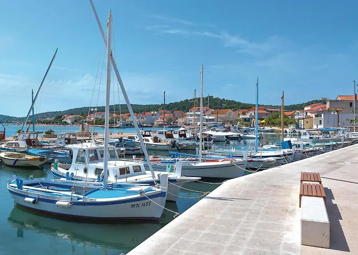 1 Bedroom Amazing In Betina (Sibenik-Knin)