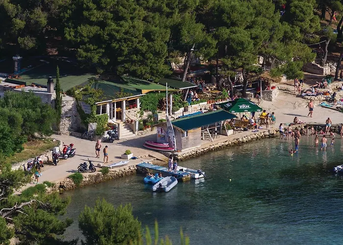 1 Bedroom Amazing In *